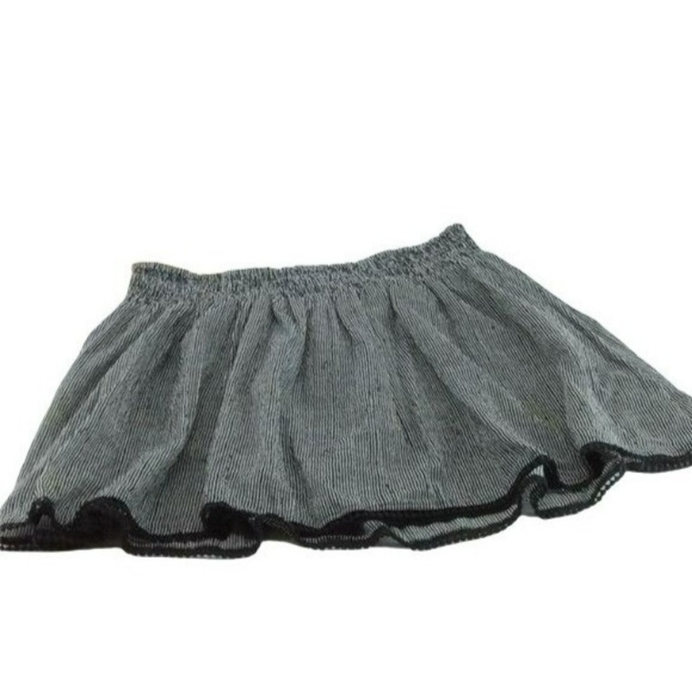 Old Navy Mini Skirt Womens L Black White Striped Excellent Smocked Crochet Trim